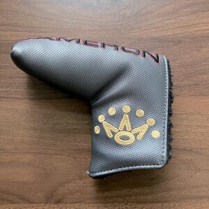 Scotty Cameron Titleist putter cover